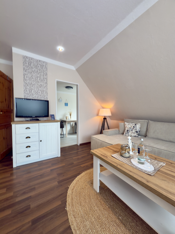 Zimmer 23 | Apartment Standard im Gästehaus – 1. Etage mit Balkon