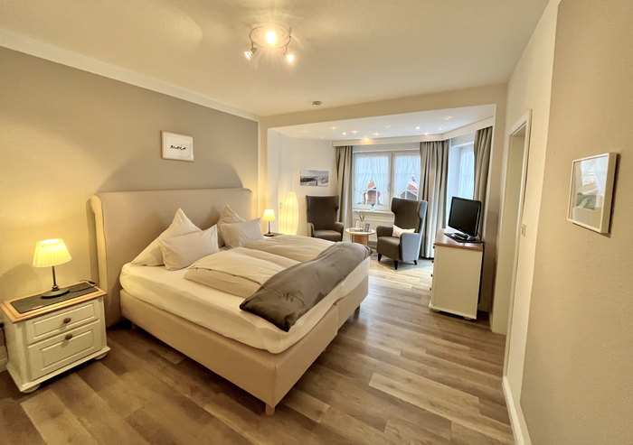 Zimmer 6 | Doppelzimmer Comfort im Haupthaus – 1. Etage mit Balkon